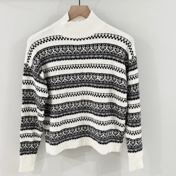 LOFT Sweaters - LOFT Black and White Turtleneck Sweater